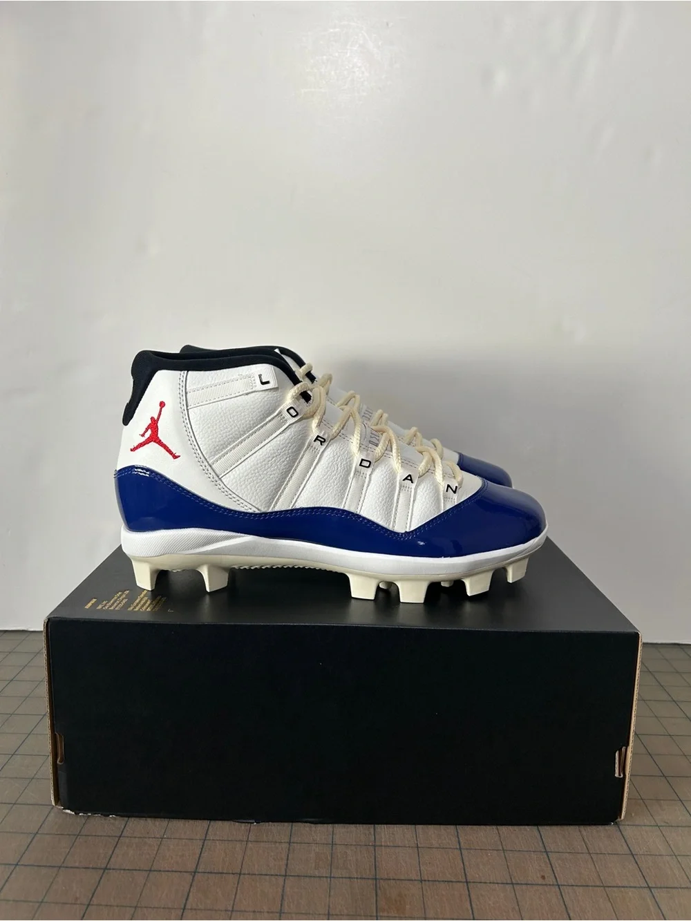 Air Jordan 11 Retro MCS ‘Rare Air’